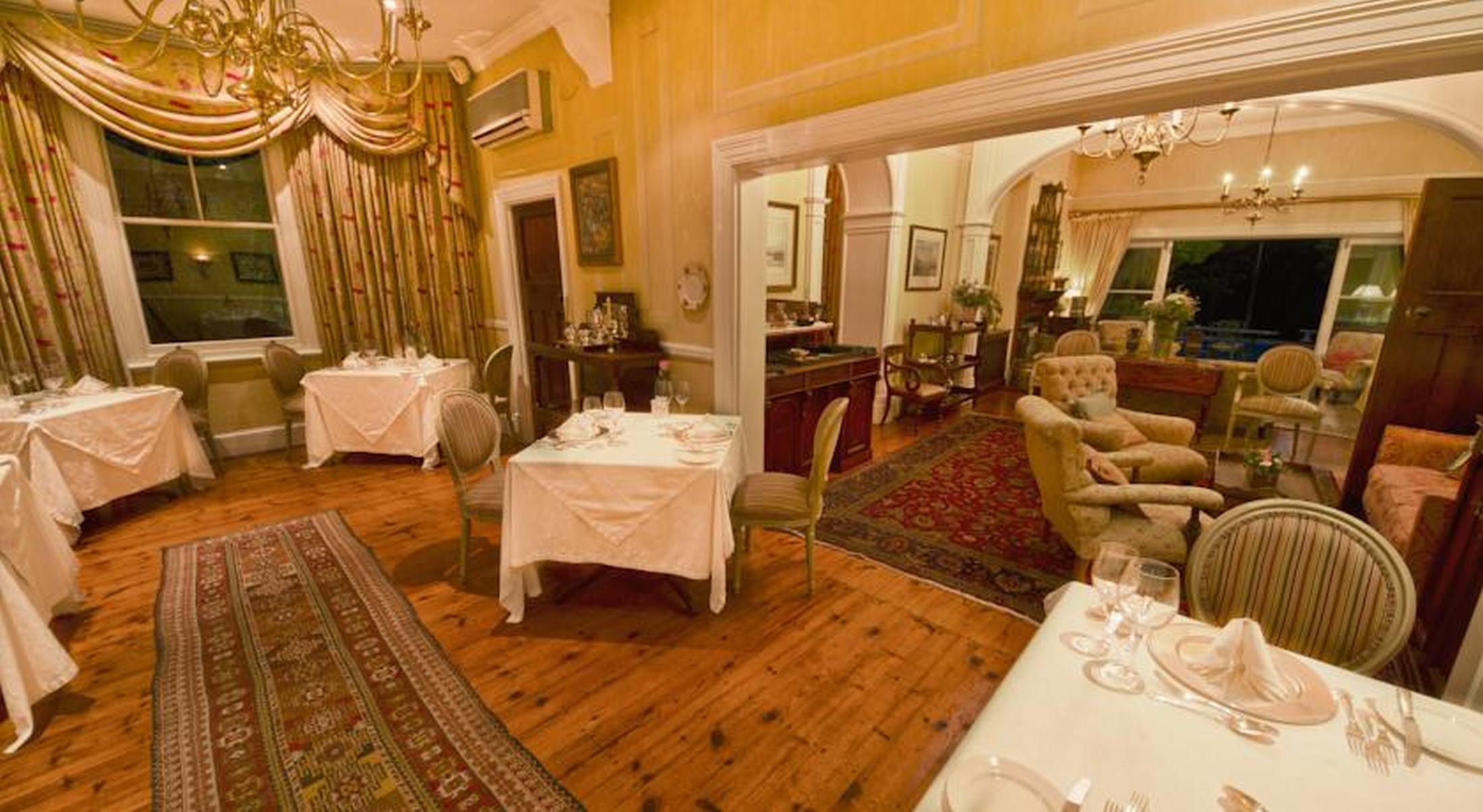 Hacklewood Hill Country House Порт-Элизабет Экстерьер фото