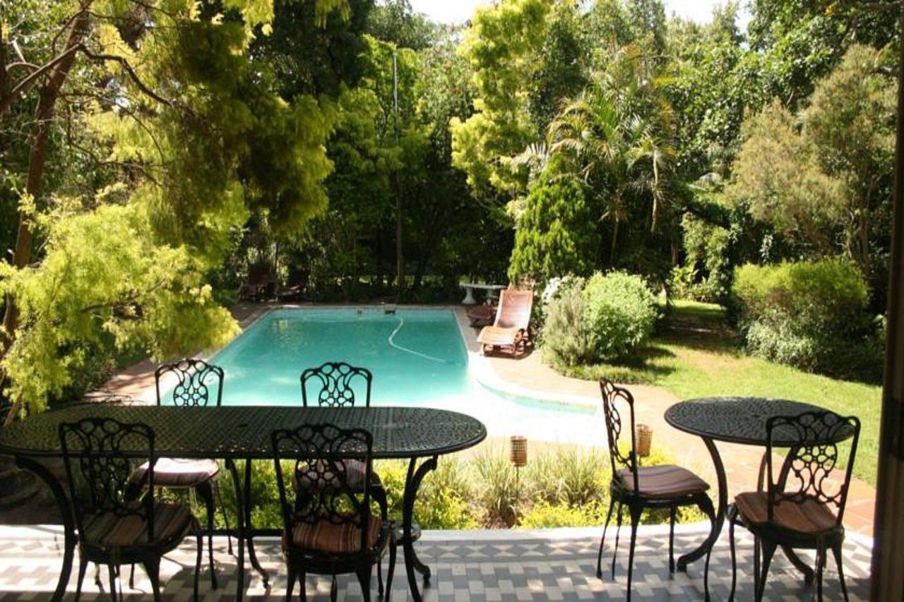 Hacklewood Hill Country House Порт-Элизабет Экстерьер фото